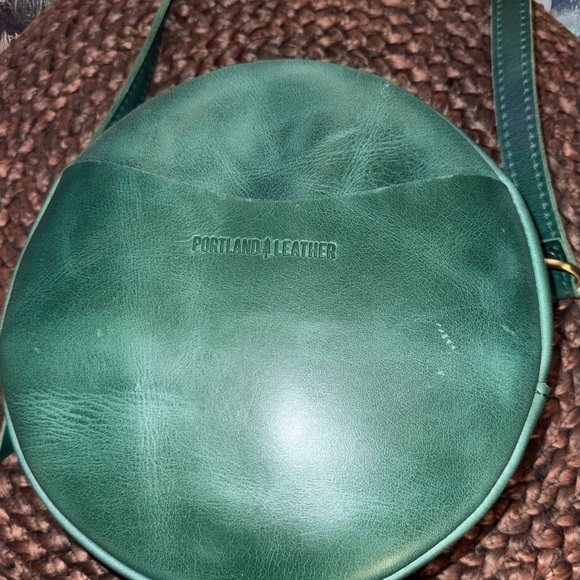 Portland Leather Emerald Crossbody Bag Set - Picture 2 of 16